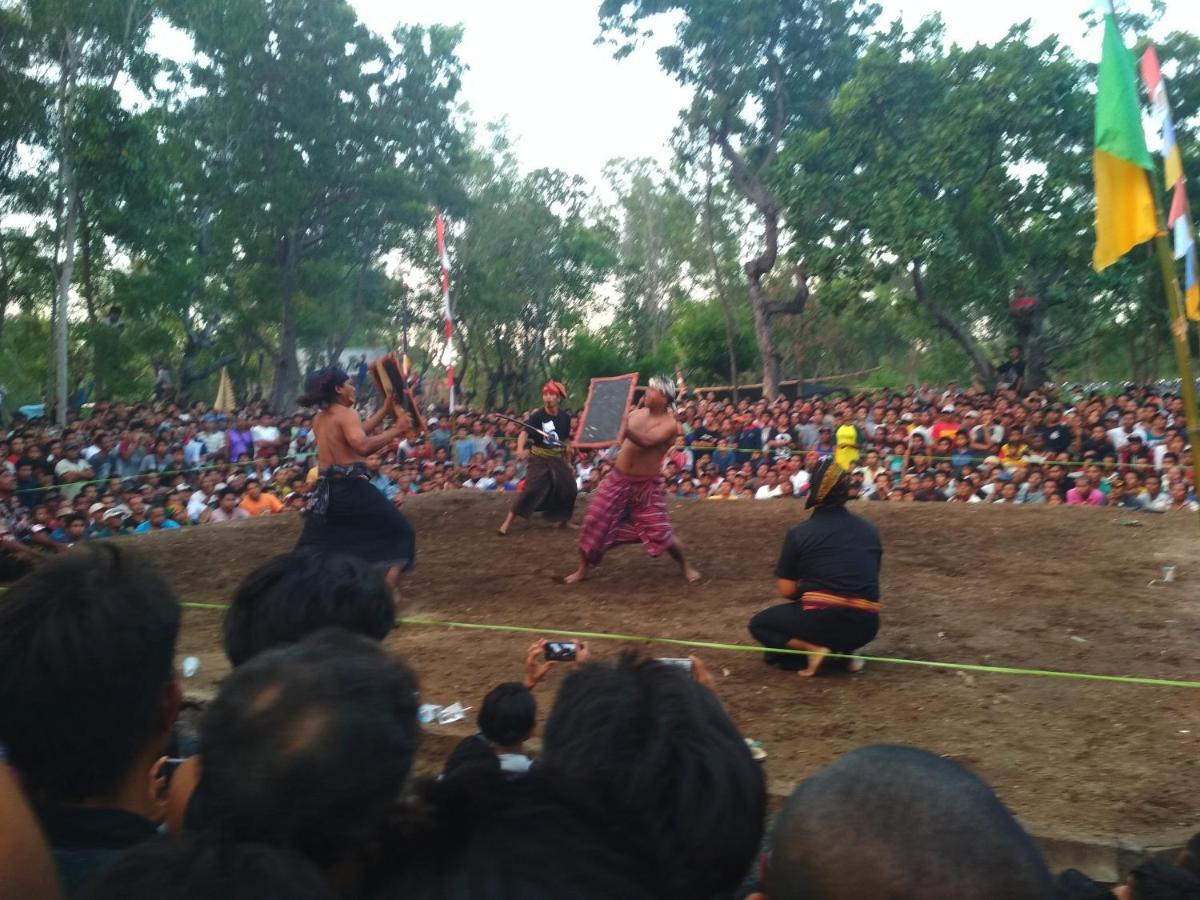 Budaya Kaki Rinjani セナル エクステリア 写真